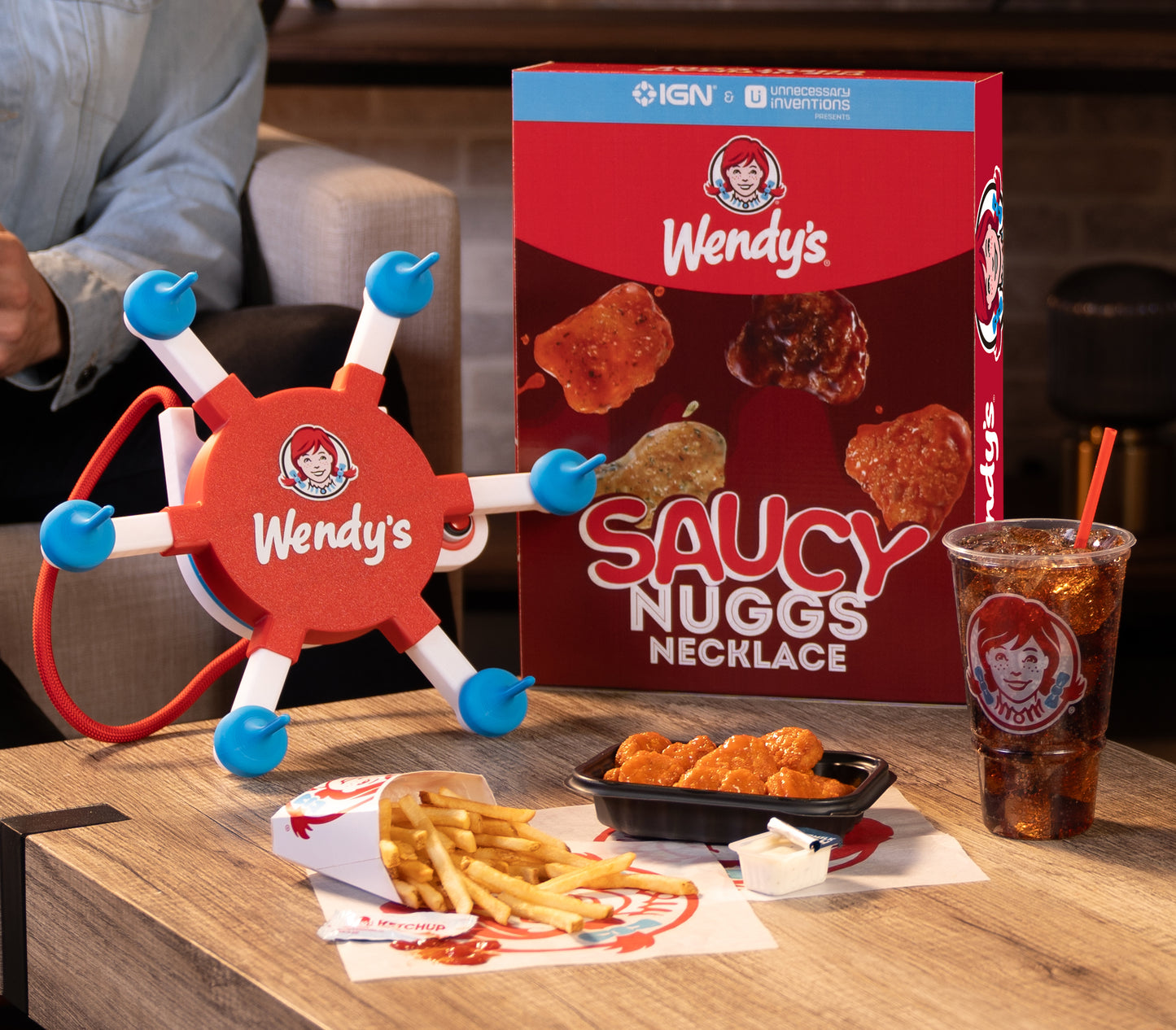 WENDY'S SAUCY NUGGS NECKLACE